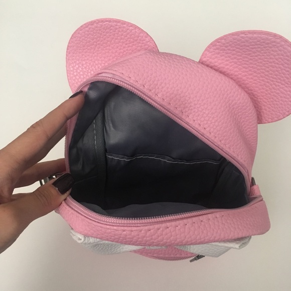 Mini Pink Backpack ๐ - Picture 6 of 7